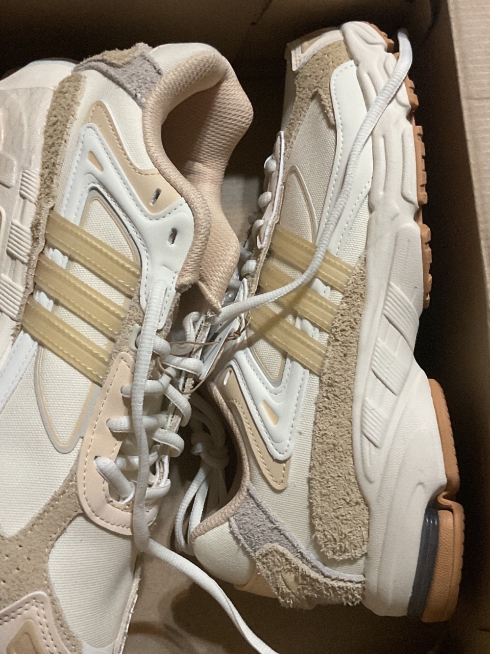 Adidas Response CL sneakers